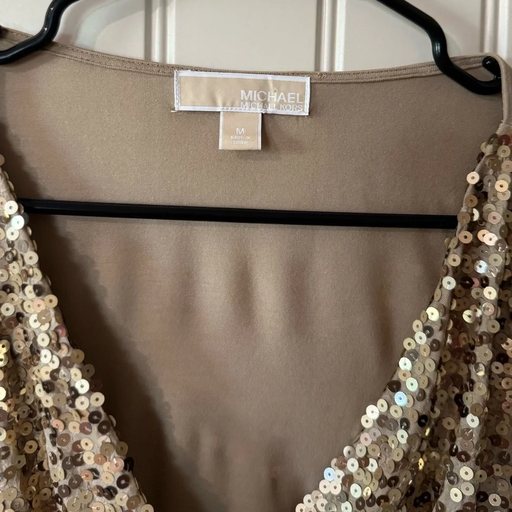 2/for $20 🪩 MICHAEL KORS Gold Sequin Sleeveless, Scoop Blouse (Women’s Medium)